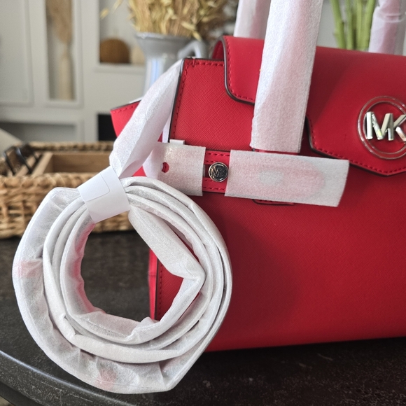 NWT Michael Kors Carmen medium belted satchel - Picture 6 of 8